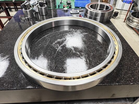 China. Rodamiento de bolas de alta precisión 718/670M para máquina de enroscamiento tipo jaula proveedor