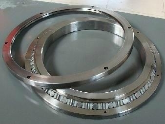 Rodamiento de empuje de rodillos cruzados XR496051 para máquinas de eje vertical 203.2*279.4*31.75mm proveedor