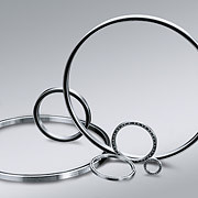 Los vehículos de las categorías M1 y M2 deberán tener una longitud de longitud igual o superior a 30 mm. proveedor