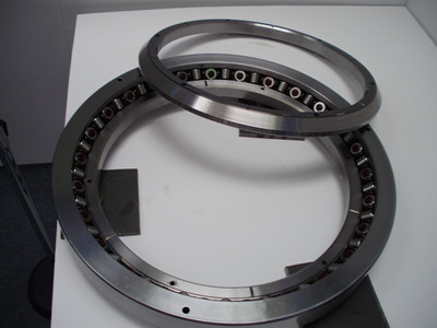 El precio del rodamiento de rodillos cruzados es de 300X40X40 MM proveedor