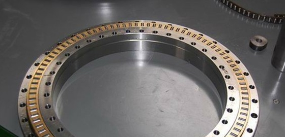 Rodamiento YRT650 para máquinas de perforación CNC de 650x870x122 mm en existencias proveedor