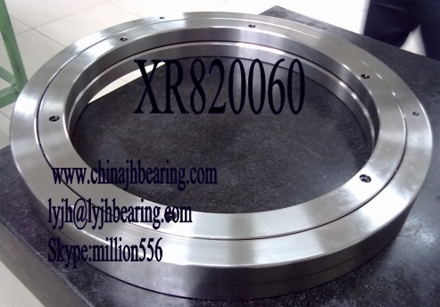 rodamiento de rodillos cruzados XR820060 especificación/envase/tiempo de entrega/grado de precisión,grado P4 P5 proveedor