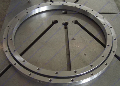 Es el RKS.060.25.1314 rodamientos de anillos giratorios de bolas de cuatro puntos de contacto fábrica de proveedores de China,1229x1399x68mm proveedor