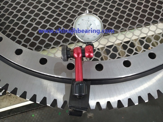 El rodamiento de bolas giratorias E 750.20.00.B con tamaño 742.3x572x56mm con dientes externos proveedor
