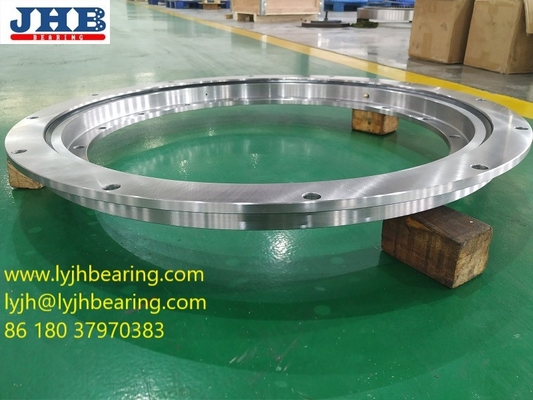 Es el RKS.23.0741 Rodamiento giratorio con brida de 848*634*56 mm para equipos de camiones de carga proveedor